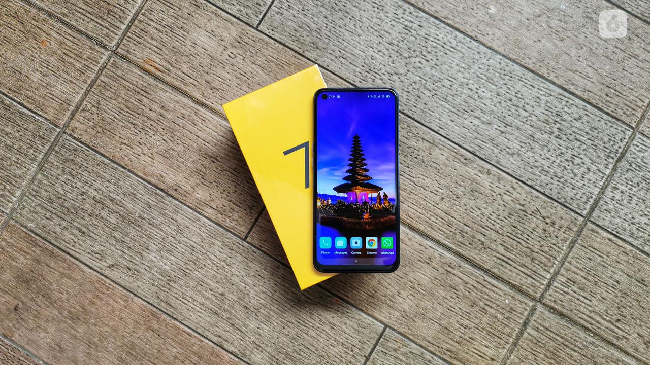 Unboxing Realme 7: Smartphone Kelas Menengah dengan NFC dan 4 Kamera