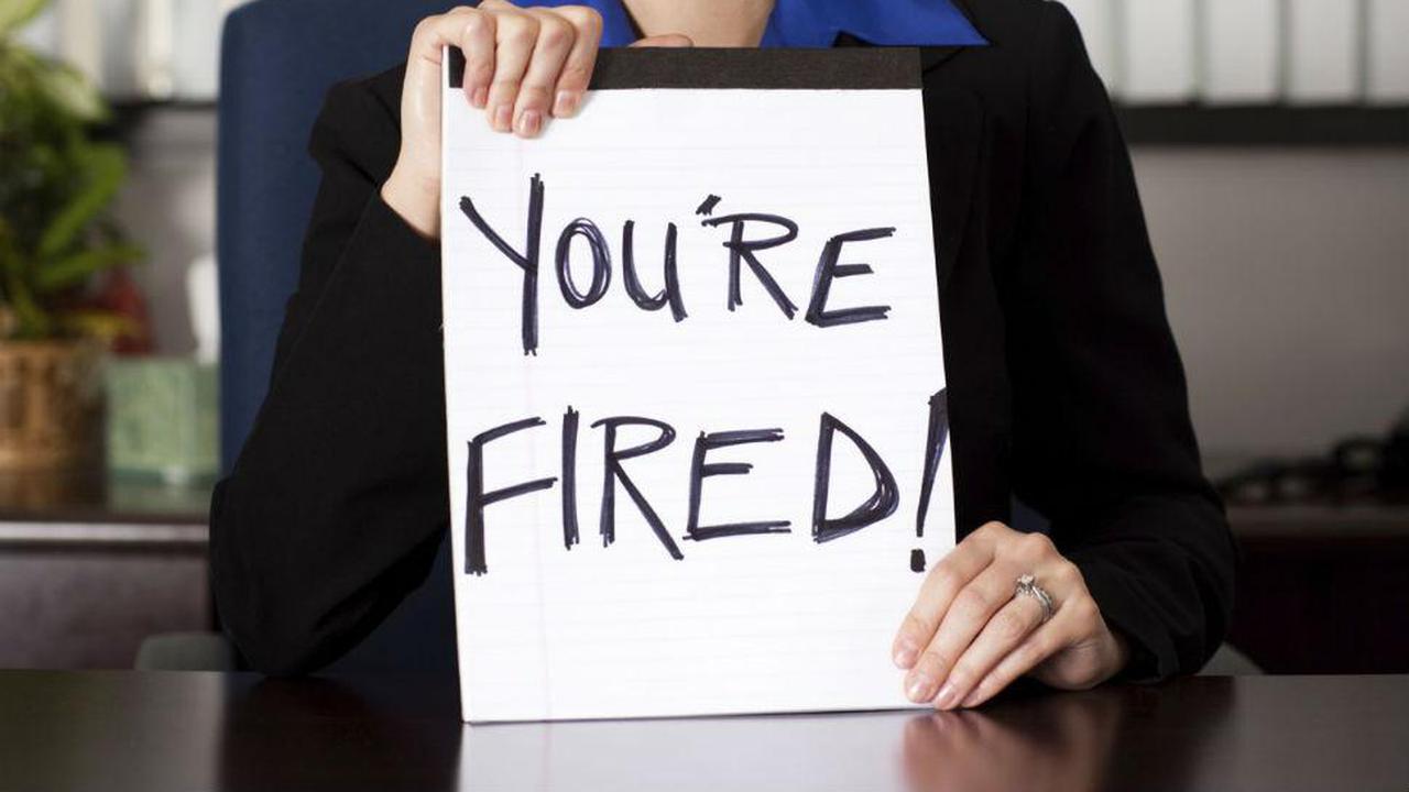 Ilustrasi Pemecatan