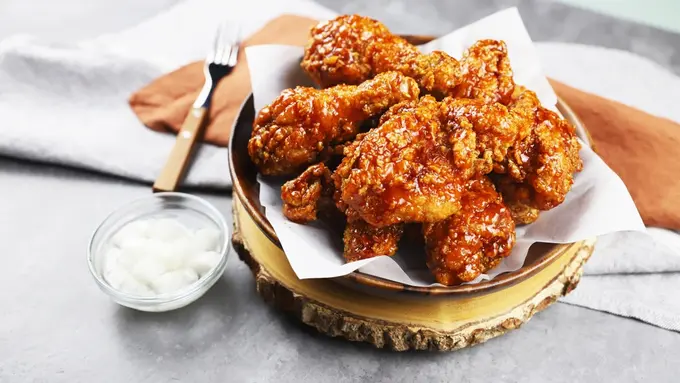 Resep Korean Fried Chicken Pakai Air Es, Kriuknya Bikin Nagih!