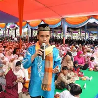 Ustaz Maulana (via Facebook/Ustadz M. Nur Maulana)