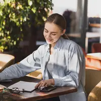 Cara Menanamkan Mindset Hemat Agar Tidak Impulsive Buying copyright/freepik