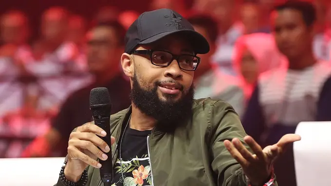 [Bintang] Eric Jones