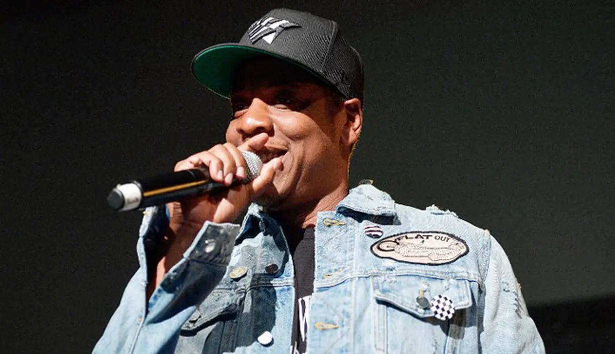 Siapa tak kenal Jay Z, seorang rapper yang sudah mengeluarkan banyak karya. Kualitas dan kapasitas yang dimiliki seorang Jay Z pun sudah tak dapat diragukan lagi. Namun baru-baru ini ia memberikan pujian untuk Chris Martin. (AFP/Matt Winklemeyer)