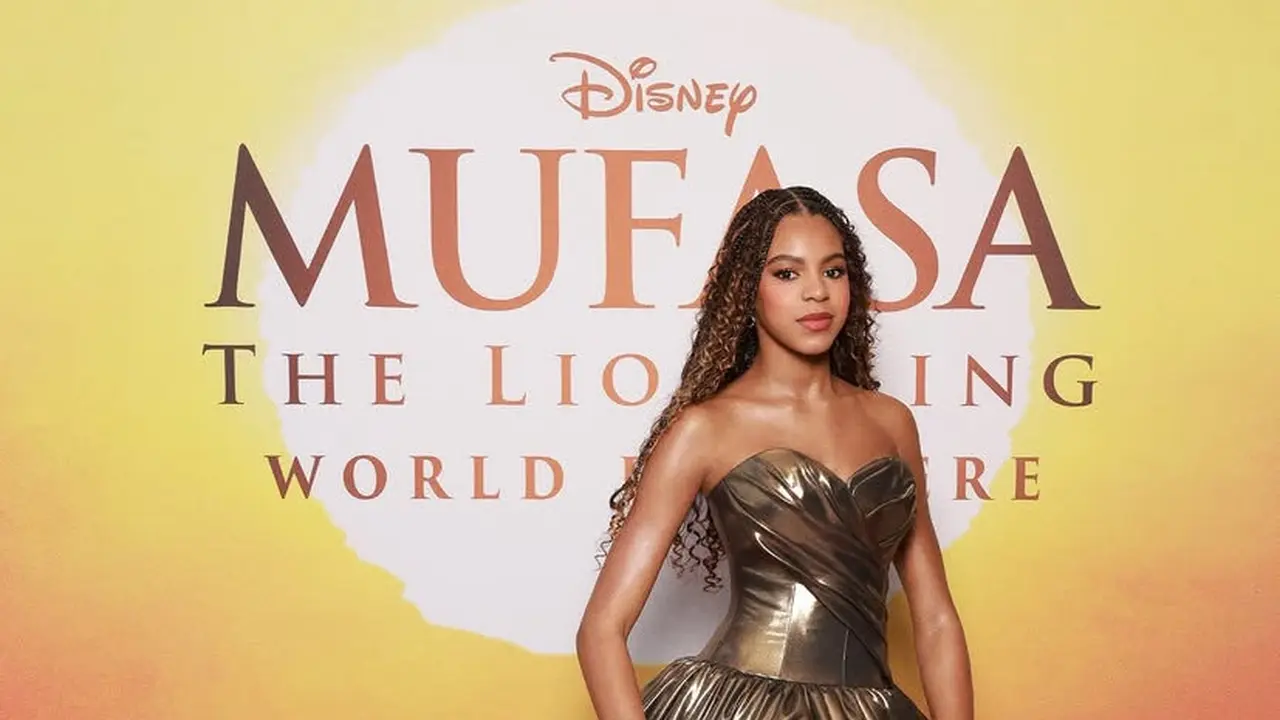 Putri Beyonce, Blue Ivy Tampil Serasi dengan Sang Ibunda Kenakan Gaun Emas Glamor di Premier Mufasa: The Lion King