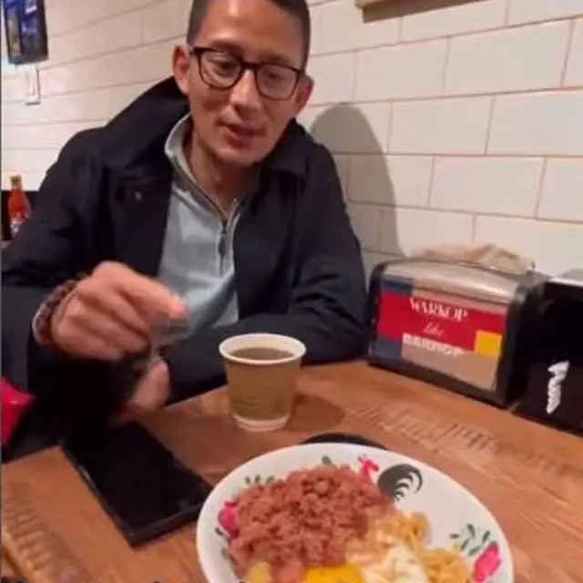 Menparekraf Sandiaga Uno Kunjungi Kafe Indonesia di New York