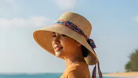 5 Rekomendasi Topi untuk Liburan yang Bikin Tampil Stylish dan Nyaman Anti Panas