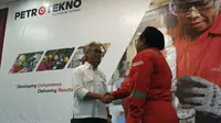 Kepala SKK Migas Dwi Soetjipto saat mengunjungi Petrotekno, fasilitas ‎pendidikan vokasi yang didirikan BP sebagai operator Blok Tangguh, di Ciloto, Jawa Barat. (Liputan6.com/Pebrianto Eko Wicaksono).