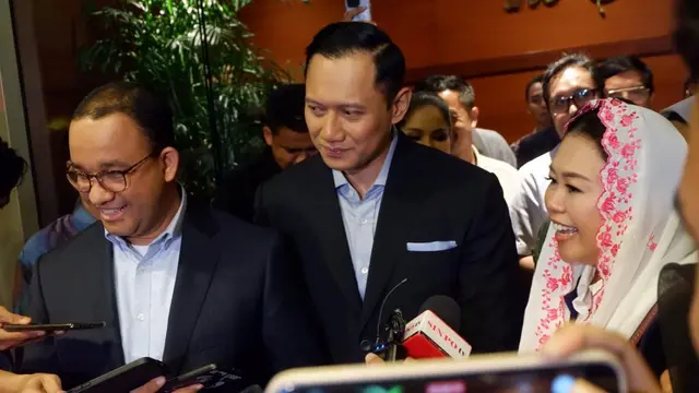 Yenny Wahid bersama Anies Baswedan dan Agus Harimurti Yudhoyono (AHY) (Liputan6.com/Winda Nelfira)