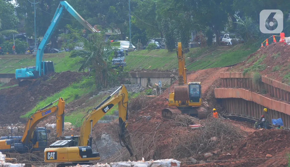 Sodetan ini akan mengalirkan sebagian debit air Ciliwung menuju KBT. (merdeka.com/imam buhori)