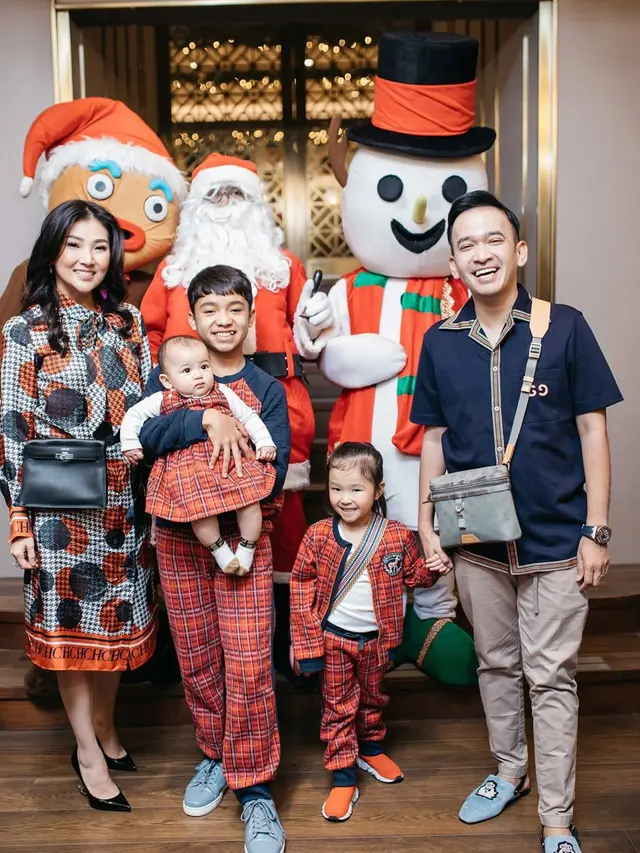 6 Potret Thania Putri Onsu, Anak Bungsu Ruben Onsu yang Bikin Gemas