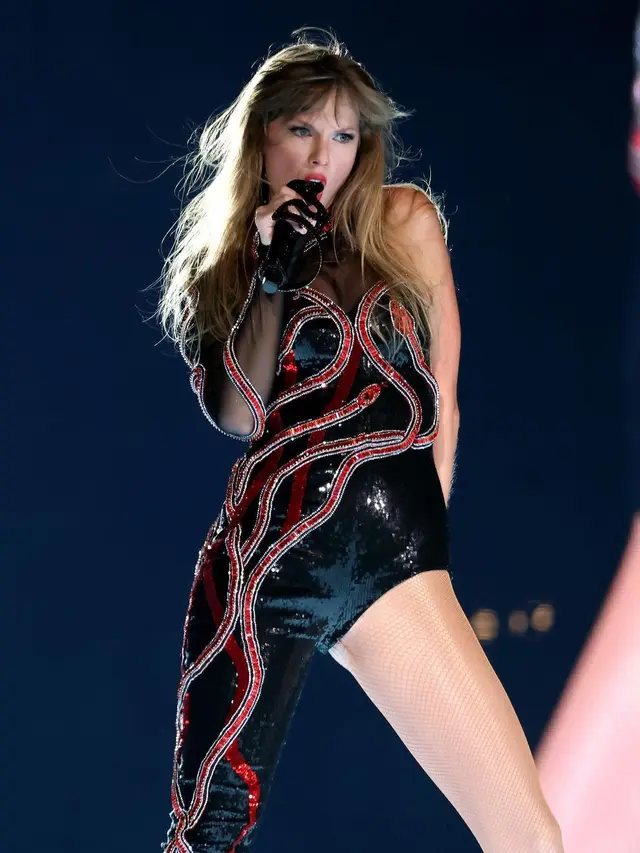 Parade Busana Taylor Swift di Konser Tur Era, Ini Kostum Terbaiknya!