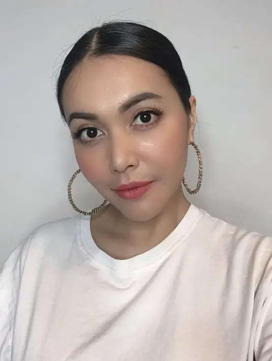 Denada (Instagram/denadaindonesia)