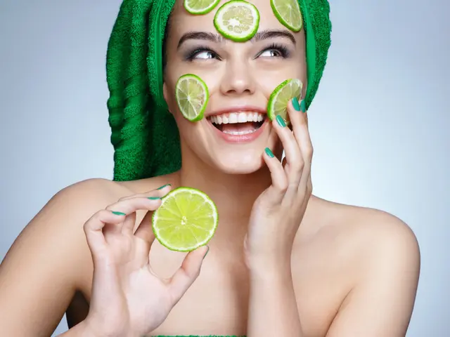 5 Manfaat Jeruk Nipis Untuk Wajah Agar Terhindar Dari Tanda Penuaan Dini Beauty Fimela 