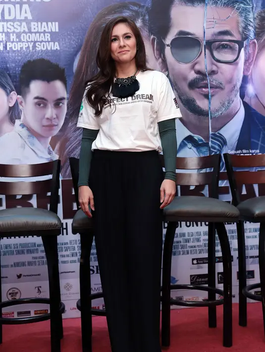 Wulan Guritno berperan sebagai Lisa dalam film Perfect Dream. Film yang mengangkat drama keluarga yang dibungkus dengan skandal dan obsesi kekuasaan. (Deki Prayoga/Bintang.com)
