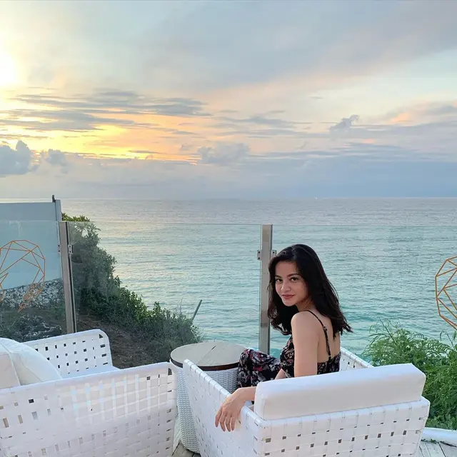 Potret presenter cantik Ovi Dian
