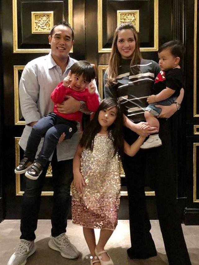 [Bintang] Nia Ramadhani