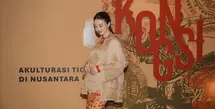 Intip gaya menawan Raline Shah dalam balutan dua busana peranakan yang berbeda (@ralineshah)