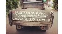 6 Pesan Nyeleneh di Mobil Pick-up Ini Bikin Geleng Kepala