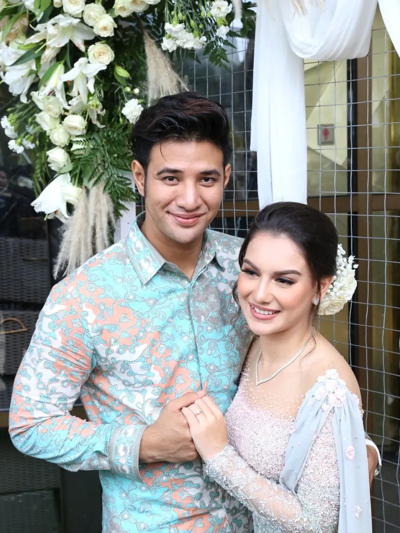 [Fimela] Ammar Zoni dan Irish Bella