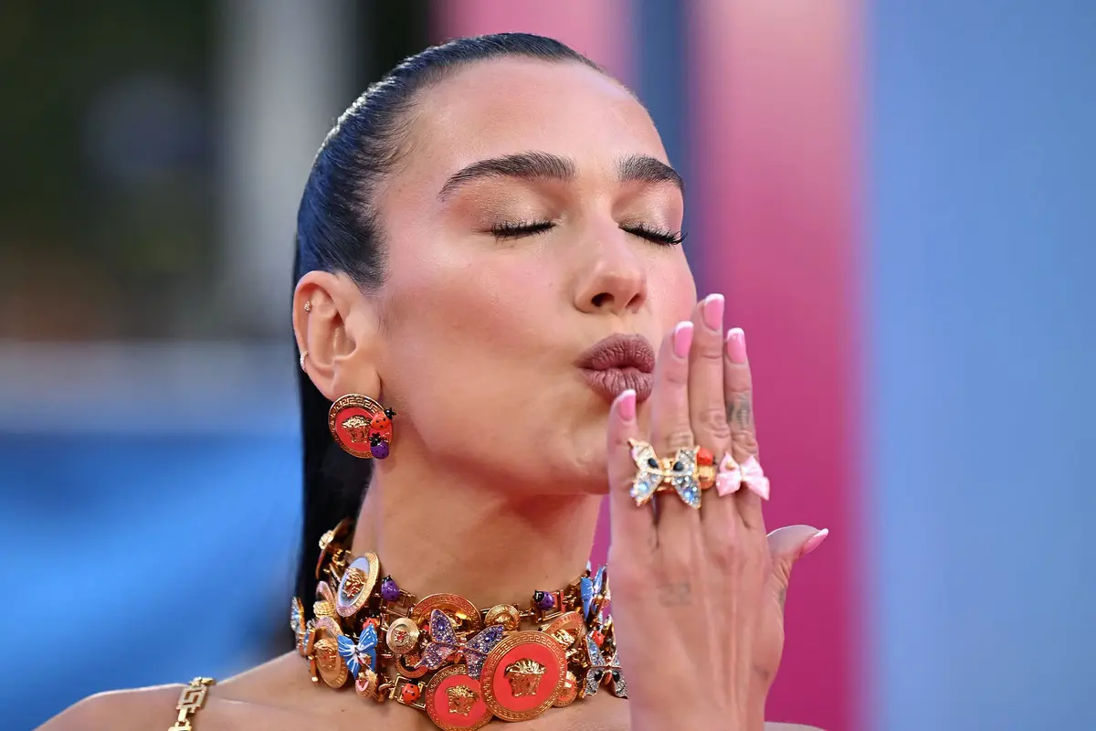 Dua Lipa