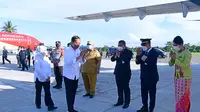 Presiden Joko Widodo didampingi Ibu Iriana Joko Widodo bertolak menuju Kabupaten Wakatobi, Provinsi Sulawesi Tenggara.