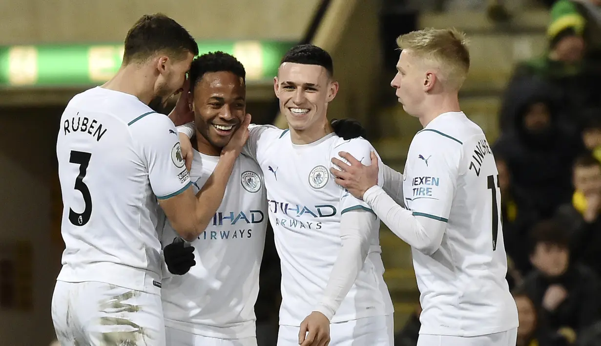 Manchester City tidak menemui kendala yang cukup berarti pada duel ini. Raheem Sterling bermain apik dengan mencetak trigol. Sementara, satu gol City lainnya dicetak Phil Foden. (AP/Rui Vieira)