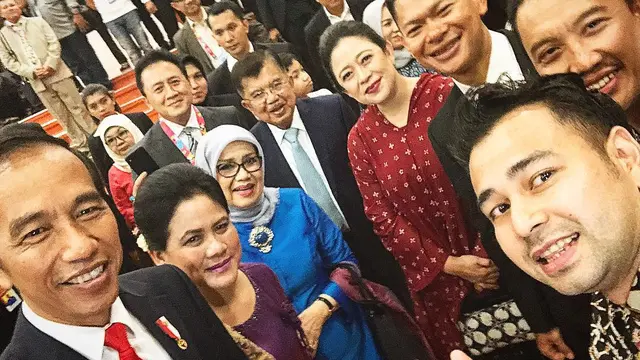 Raffi Ahmad bersama Presiden dan Para Menteri
