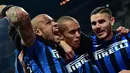 Pemain Inter Milan merayakan gol yang dicetak Joao Miranda (tengah) ke gawang Sampdoria dalam lanjutan Serie A Italia di Stadion Giuseppe Meazza, Milan, Minggu (21/2/2016). (AFP/Giuseppe Cacace)