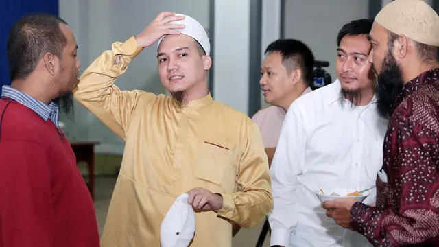 [Bintang] Pernikahan Egi John