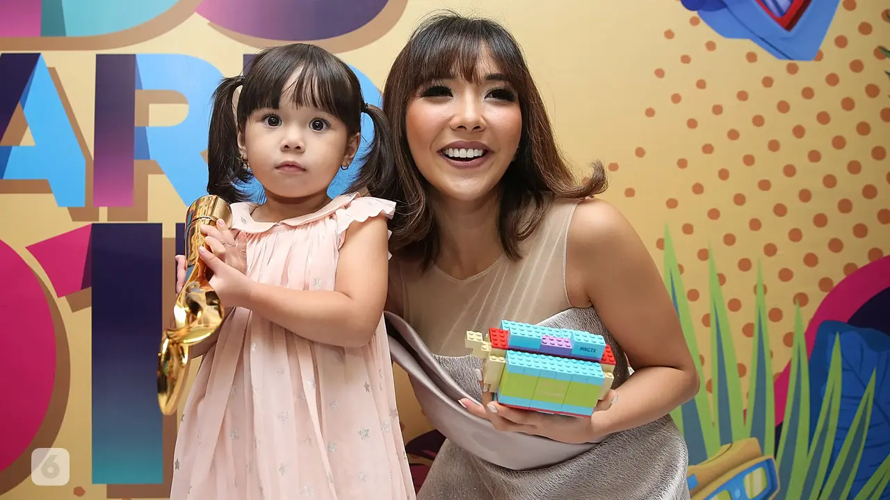 [Bintang] Gempita Sabet Kids Seleb Kesayangan di Mom and Kids Awards 2017