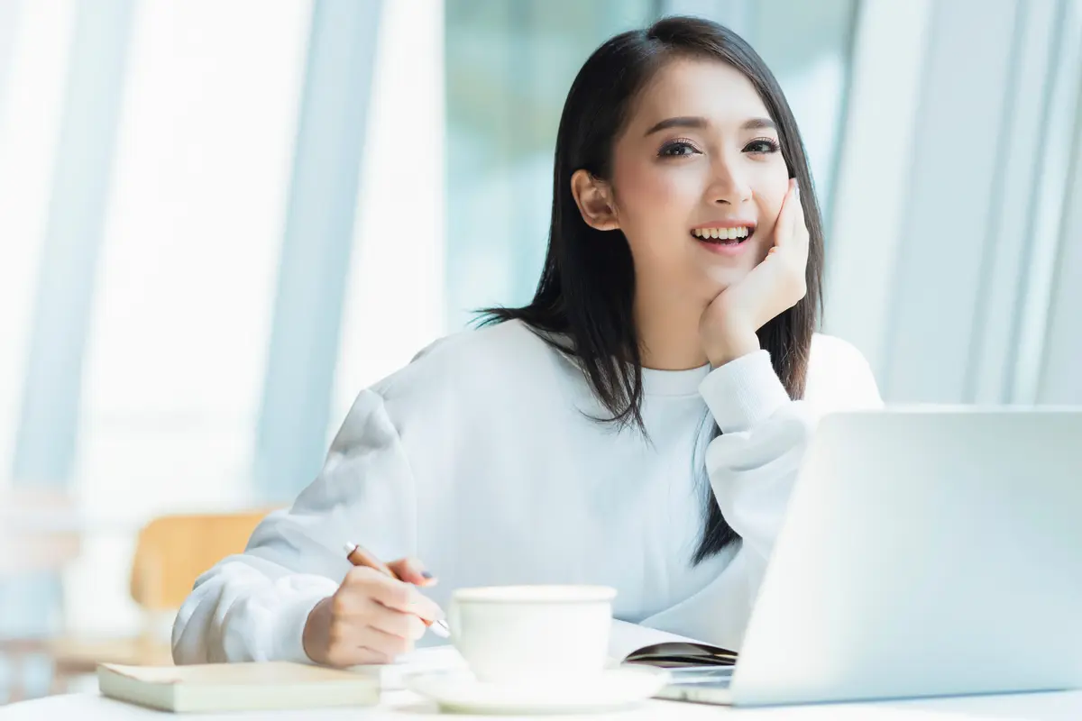 perempuan cantik