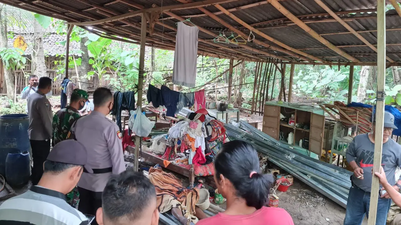Suami istri tewas tersengat listrik di Gunungkidul. (Foto: Liputan6.com/Hendro Ary Wibowo)