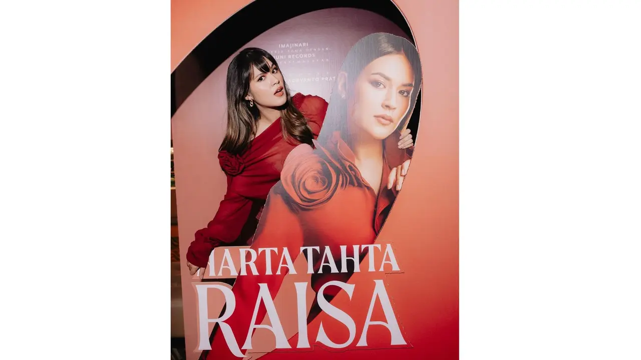 Potret Raisa di Premier Film ‘Harta Tahta Raisa’