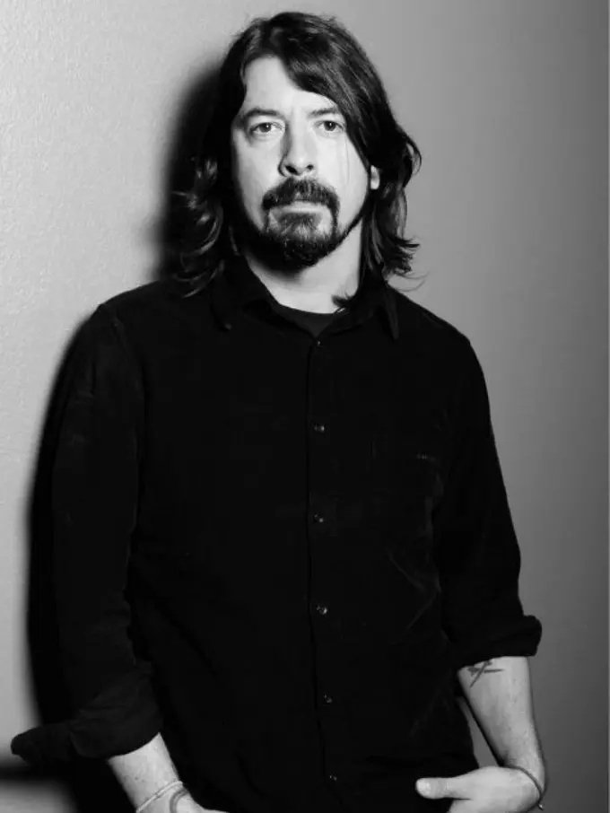 [Bintang] Dave Grohl