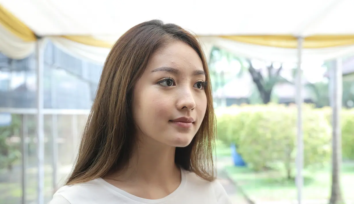 Pemeran dalam film Relationshit itu juga tidak mau lagi melihat ke belakang. Bahwa masa lalunya bersama Stefan, sudah dilupakan. Kini, ia lebih menatap masa depannya. (Galih W. Satria/Bintang.com)