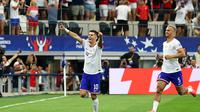 Penyerang AS Christian Pulisic merayakan gol pertama timnya pada pertandingan sepak bola grup C turnamen Conmebol 2024 Copa America antara AS dan Bolivia di Stadion AT&amp;T di Arlington, Texas pada 23 Juni 2024.Aric Becker / AFP