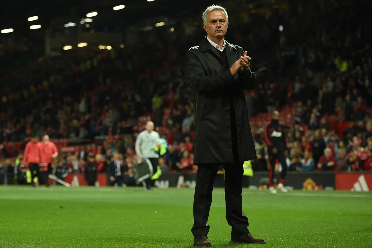 Ekspresi Kecewa Jose Mourinho Usai Dibantai Tottenham