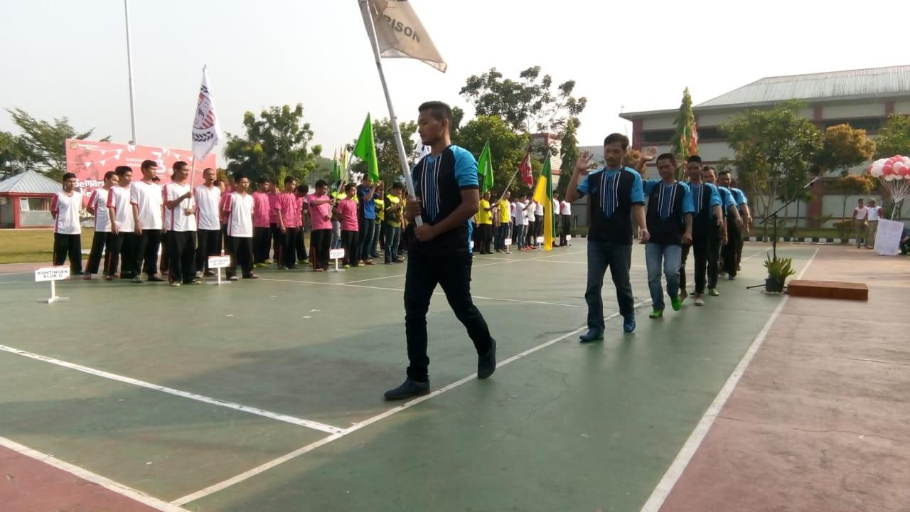 Seratus napi yang disertai pendamping, akan dikirimkan ke lokasi Asian Games cabang Petahlon, di Tigaraksa Kabupaten Tangerang. Mereka akan menjadi tim sorak untuk menyemangati para atlit Indonesia yang bertanding.