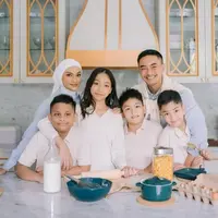 Foto Prewedding Zumi Zola dan Putri Zulhas. [@putri_zulhas]