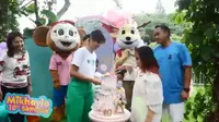 Putri Nia Ramadhani Mikhayla Zalindra Bakrie merayakan ulang tahun ke-10 di sebuah taman bermain. (Tangkapan Layar Instagram/ramadhaniabakrie)