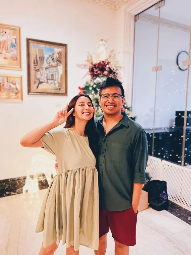 Joshua Suherman dan Clairine Clay