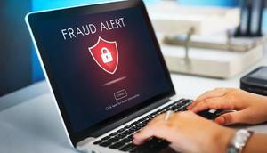 Ilustrasi konsumen yang terkena penipuan digital (Foto dok : Freepik/rawpixel.com).