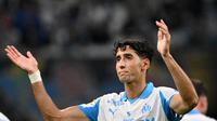 Bek tengah Olympique Marseille Nayef Aguerd diincar Manchester United (AFP)