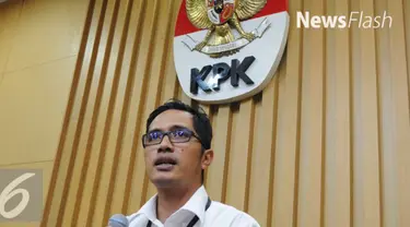 Kasus dugaan suap di Ditjen P2KTrans yang menjerat anggota Komisi II DPR RI mirip dengan kasus megakorupsi e-KTP.