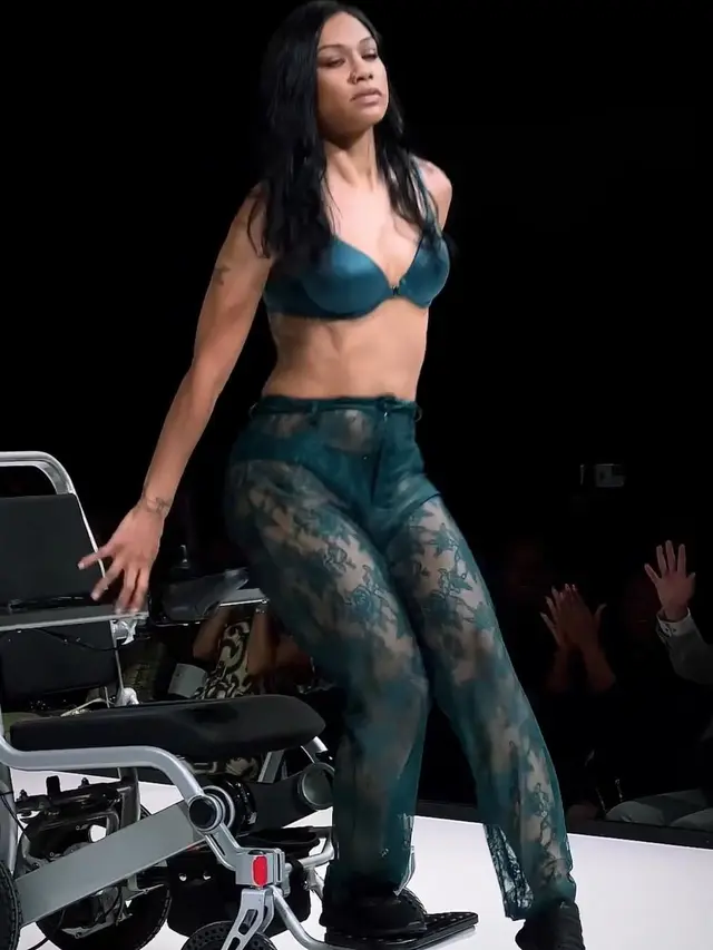 Victoria's Secret di Runway of Dreams, New York Fashion Week hari terakhir