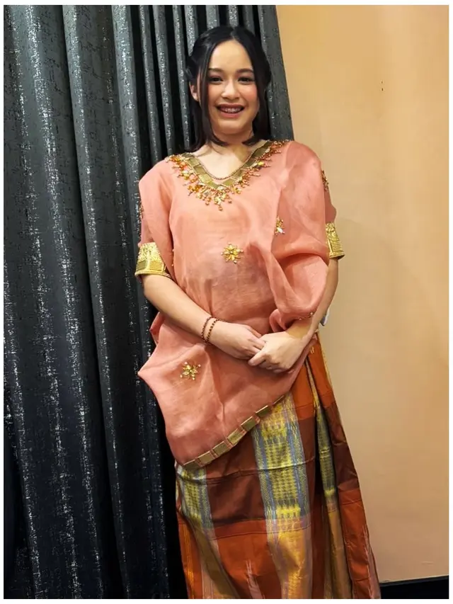 6 Potret Pasha Ungu dan Adelia Kondangan di Palu, Shakiena Azalea Curi Perhatian