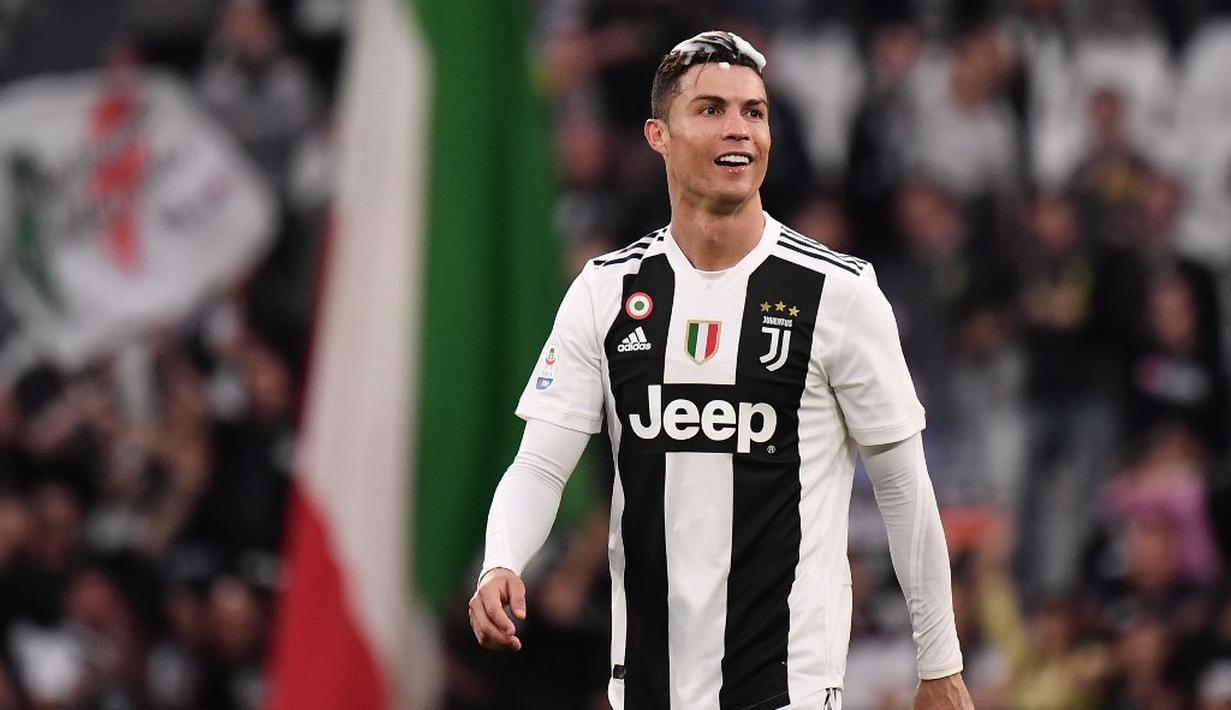 4. Cristiano Ronaldo (Juventus) - 20 gol dan 8 assist (AFP/Marco Bertorello)