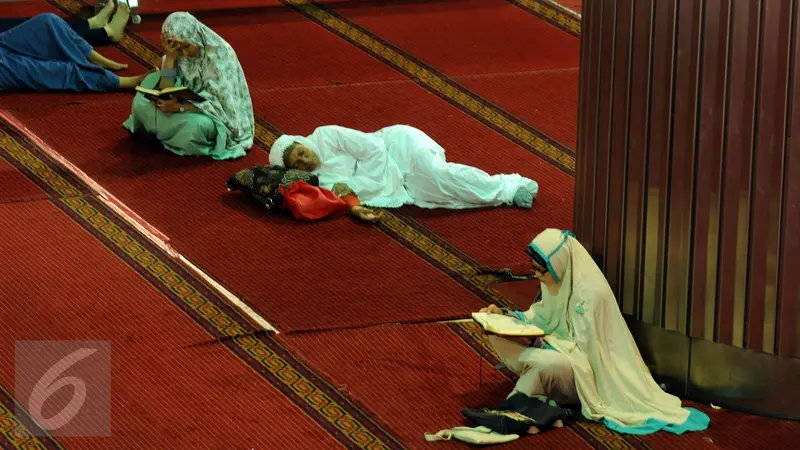 20160627-Mencari Berkah di Akhir Ramadan-Jakarta