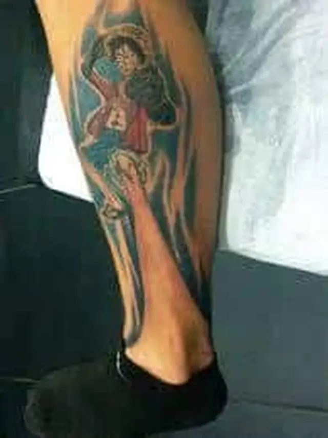 6 Tato Anime One Piece Ini Kreatif Sekaligus Bikin Ngakak