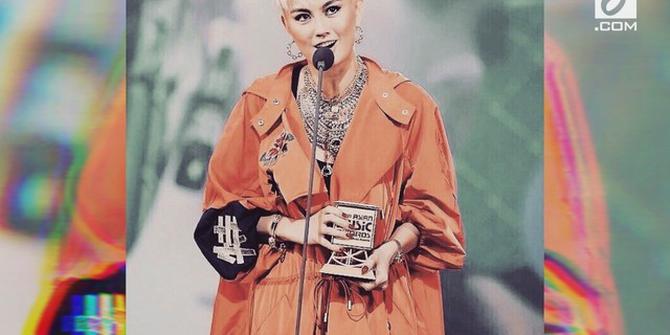 VIDEO: Agnez Mo Marahi Warganet di Instagram, Ada Apa?